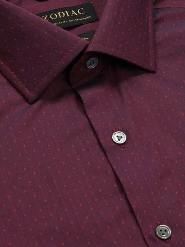 Bramante Maroon Solid single cuff Tailored Fit Semi Formal Cotton Shirt