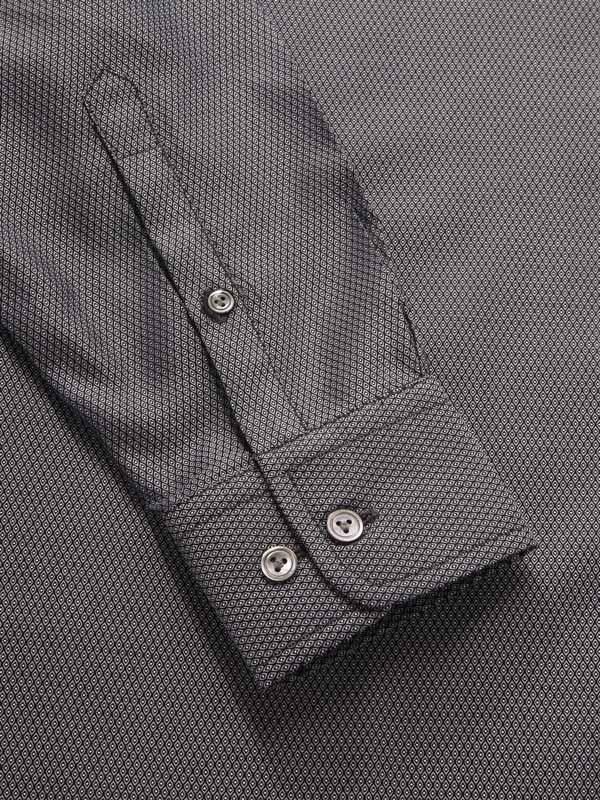 Bruciato Black Solid single cuff Classic Fit Semi Formal Cotton Shirt