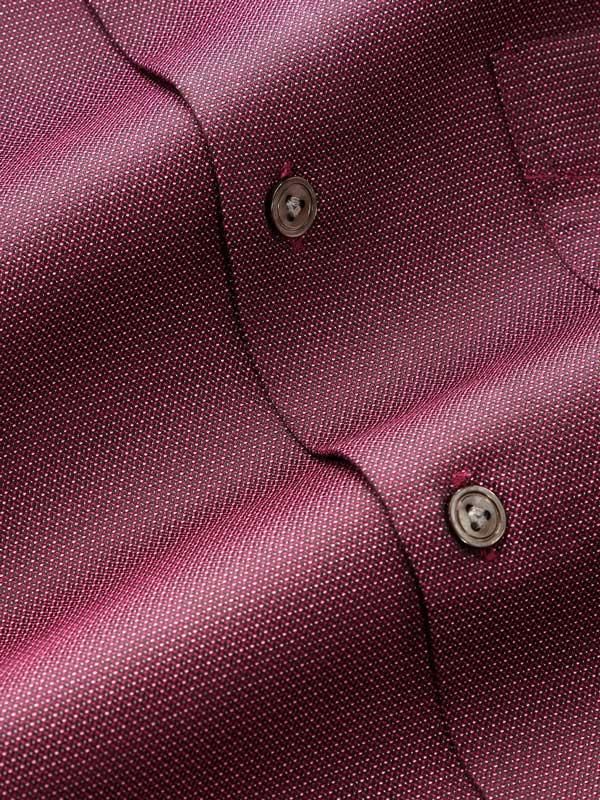 Bruciato Purple Solid Full sleeve single cuff Tailored Fit Semi Formal Dark Cotton Shirt