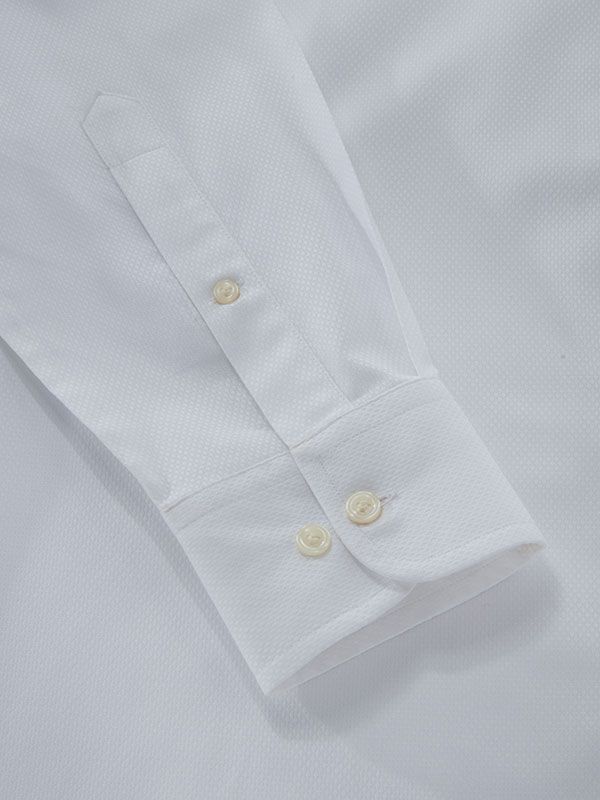 Cascia White Solid Full Sleeve Single Cuff Classic Fit Classic Formal Cotton Shirt