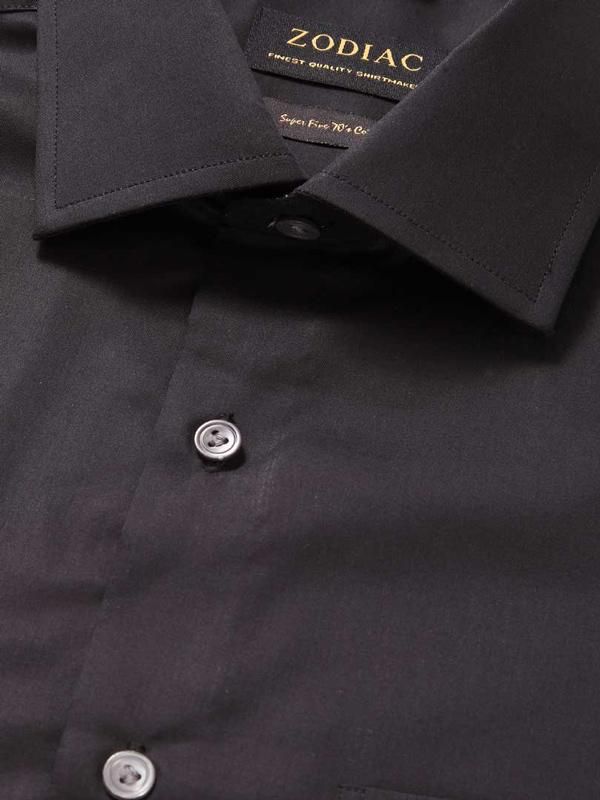 Fine Black Solid Full sleeve single cuff Classic Fit Semi Formal Dark Cotton Shirt