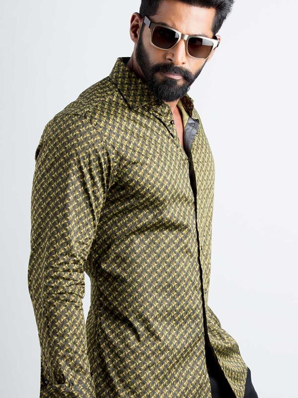 Otto Ochre Printed Full sleeve single cuff Slim Fit  Blended Shirt