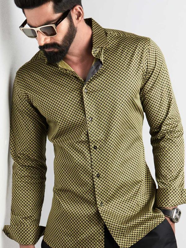 Walker Ochre Printed Full sleeve single cuff Slim Fit  Blended Shirt