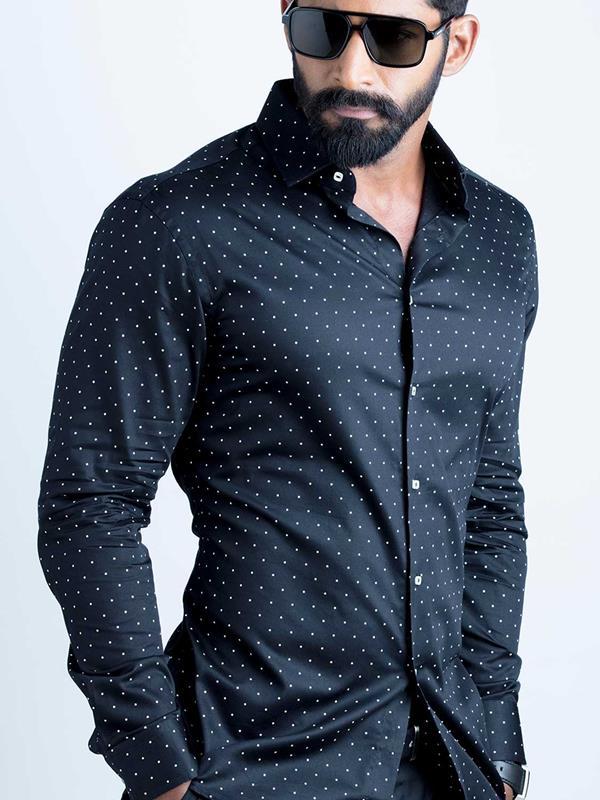 Wolfpk Black Printed Full sleeve single cuff Slim Fit  Blended Shirt