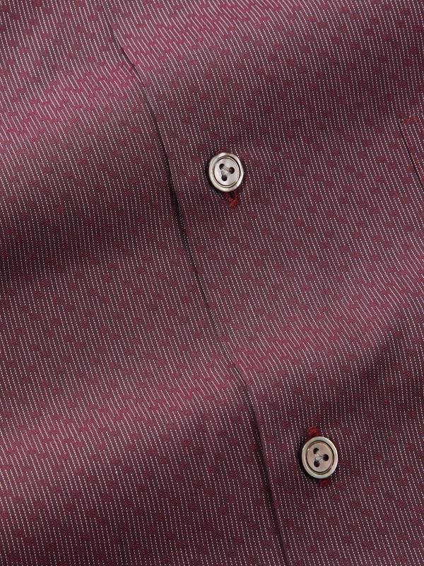 Chianti Purple Solid Full sleeve single cuff Tailored Fit Semi Formal Dark Cotton Shirt