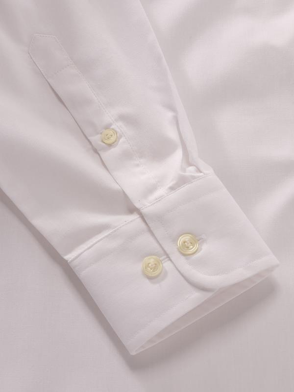 Easy Care White Solid Full sleeve single cuff Tailored Fit Classic Formal Blended Shirt