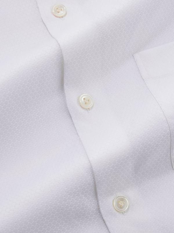 Matera White Solid Full Sleeve Double Cuff Tailored Fit Classic Formal Cotton Shirt