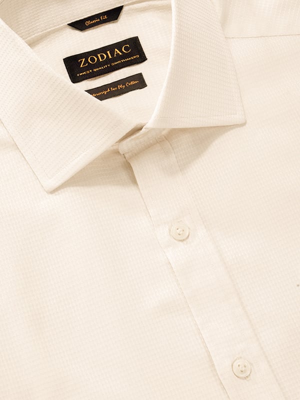 Tramonti Cream Solid Full Sleeve Single Cuff Classic Fit Classic Formal Cotton Shirt