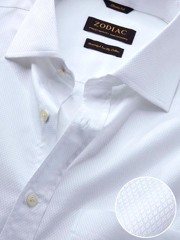 Tramonti White Solid Full Sleeve Double Cuff Classic Fit Classic Formal Cotton Shirt