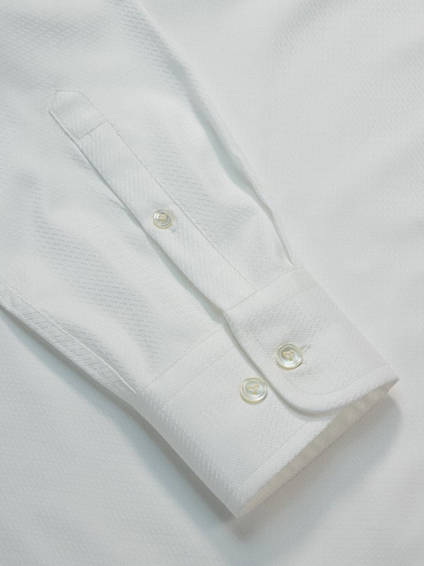 Tramonti White Solid Full Sleeve Single Cuff Tailored Fit Classic Formal Cotton Shirt